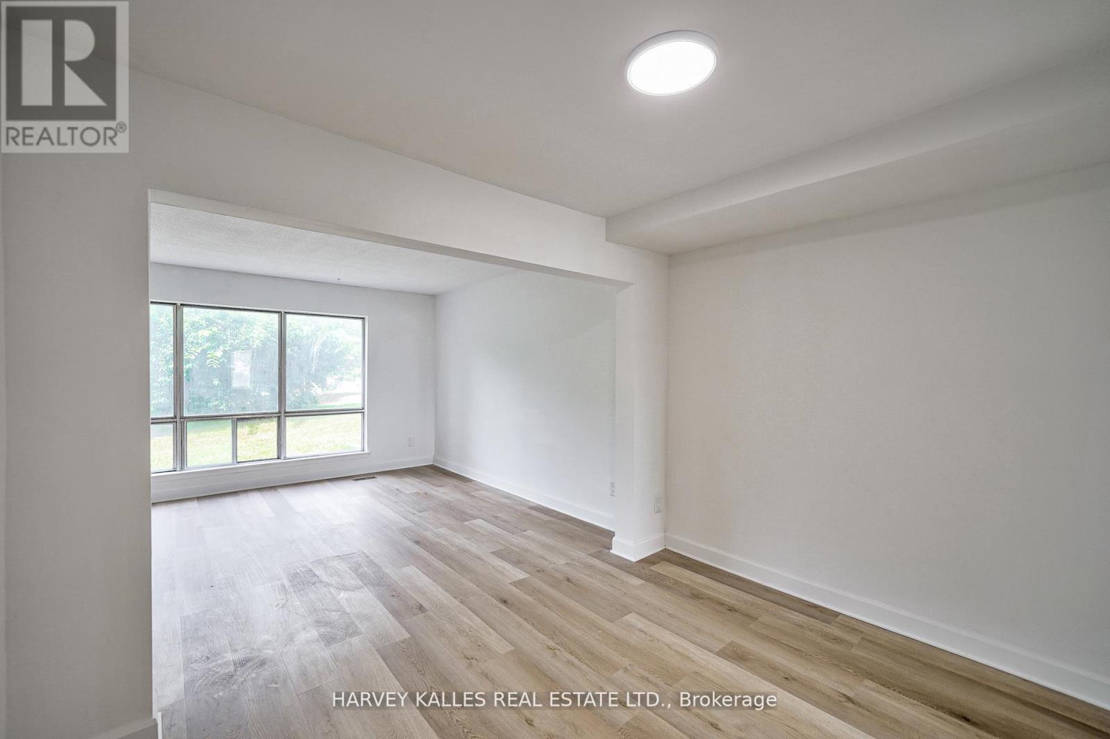 Th511 - 2000 Sheppard Avenue W, Toronto, Ontario  M3N 1A2 - Photo 14 - W12799732