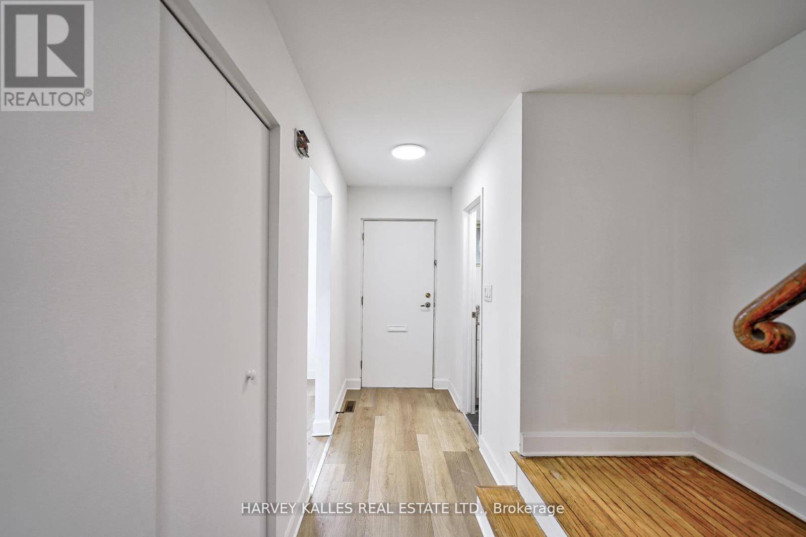 Th511 - 2000 Sheppard Avenue W, Toronto, Ontario  M3N 1A2 - Photo 6 - W12799732