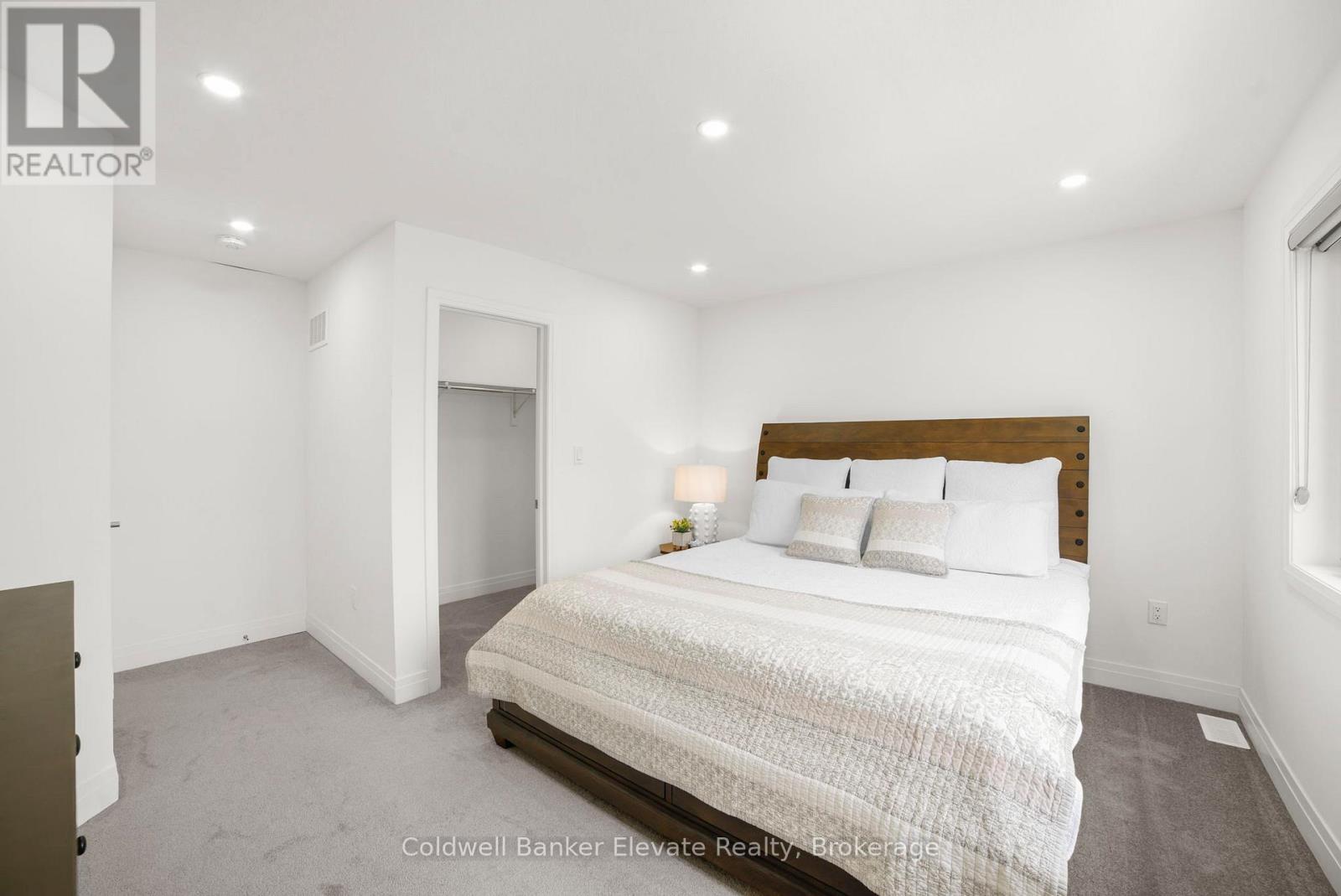 42 Windtree Way, Halton Hills, Ontario  L7G 0C4 - Photo 12 - W12799744