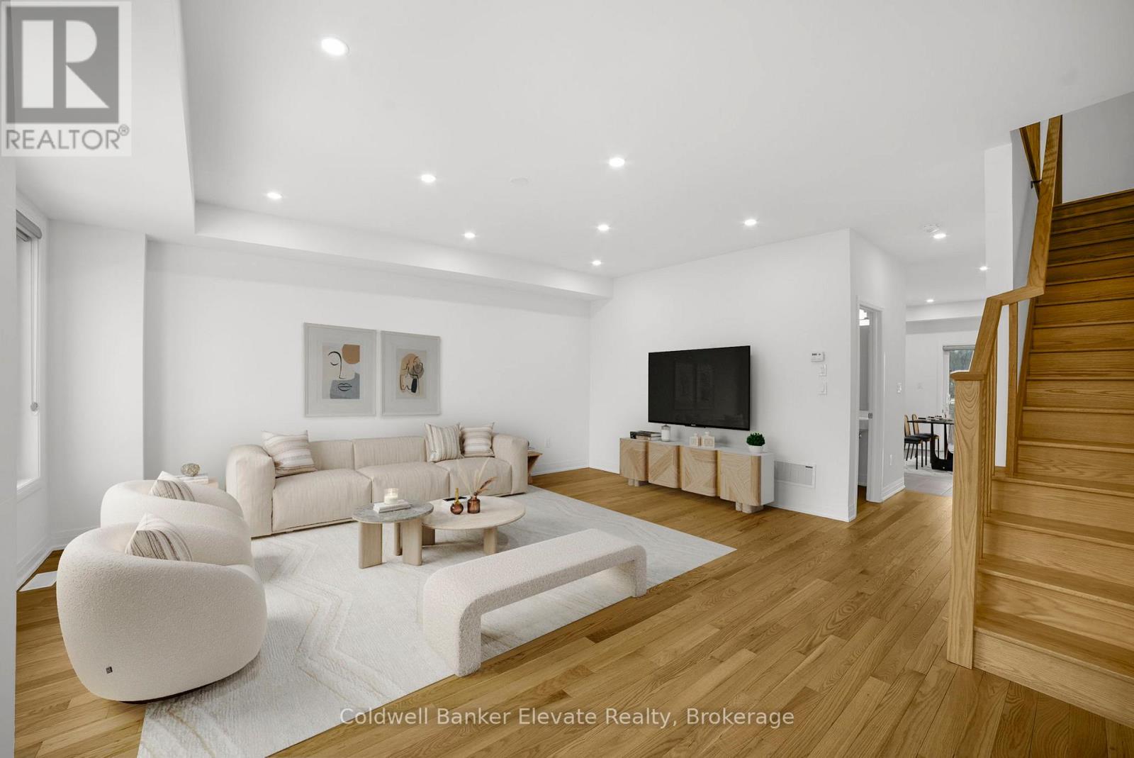 42 Windtree Way, Halton Hills, Ontario  L7G 0C4 - Photo 3 - W12799744