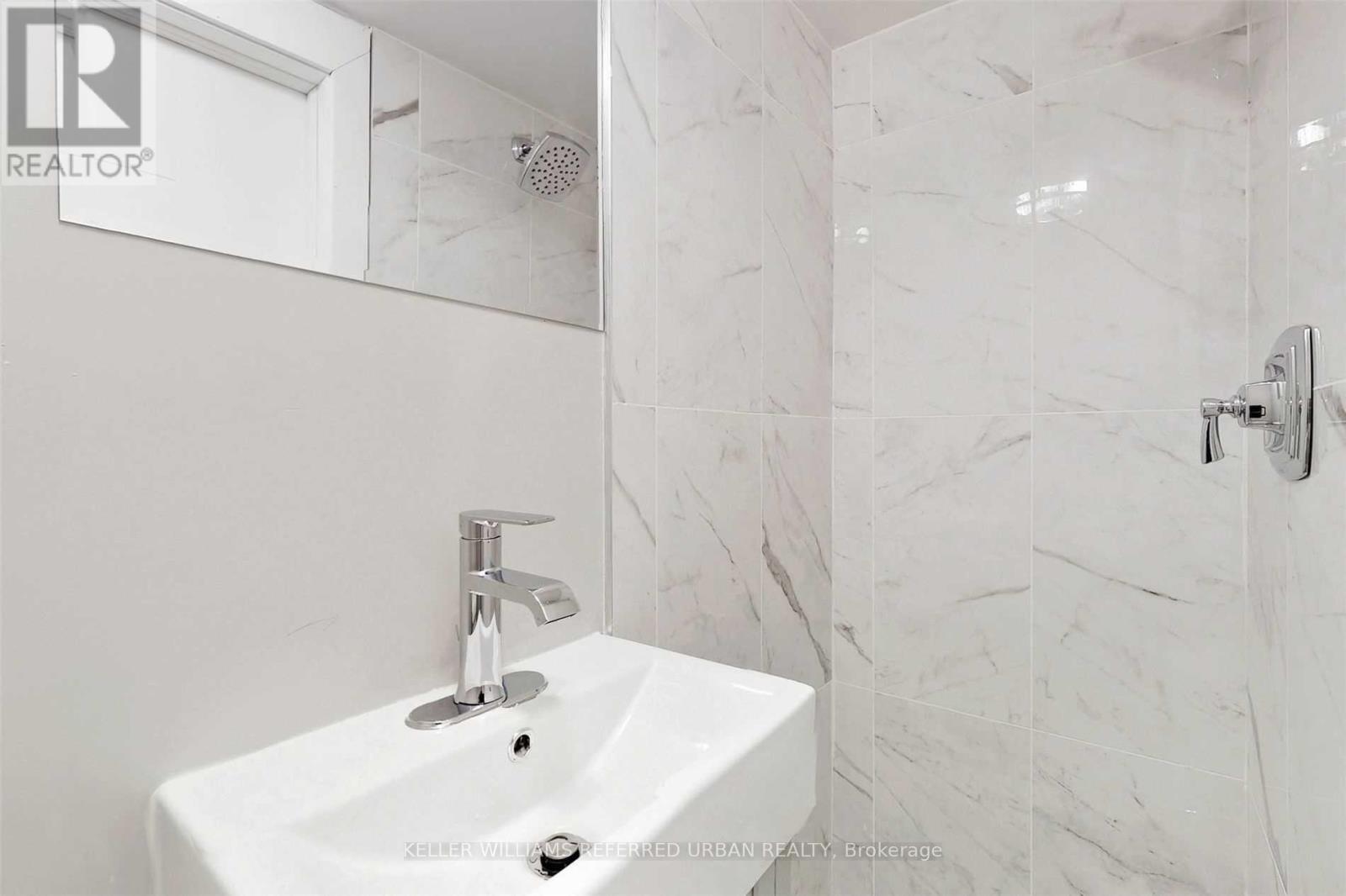 38 Hilldale Road, Toronto, Ontario  M6N 3Y2 - Photo 5 - W12799750