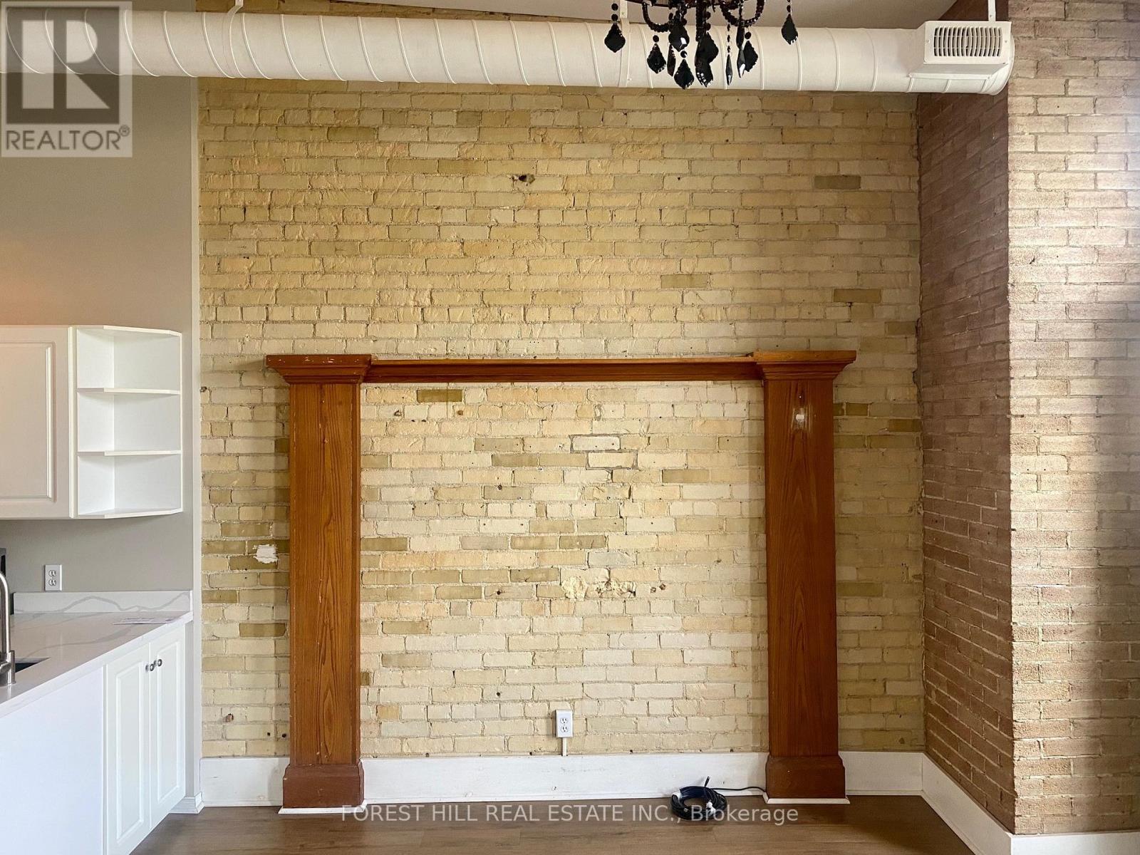 1 - 18 Water Street N, Cambridge, Ontario  N1R 3B1 - Photo 4 - X12799608