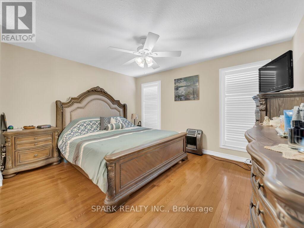 174 Riverwalk Place, Guelph/eramosa (Rockwood), Ontario  N0B 2K0 - Photo 19 - X12799696