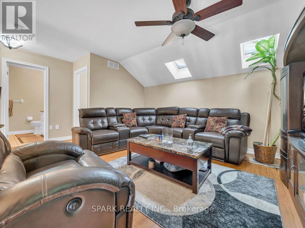 174 Riverwalk Place, Guelph/eramosa (Rockwood), Ontario  N0B 2K0 - Photo 28 - X12799696