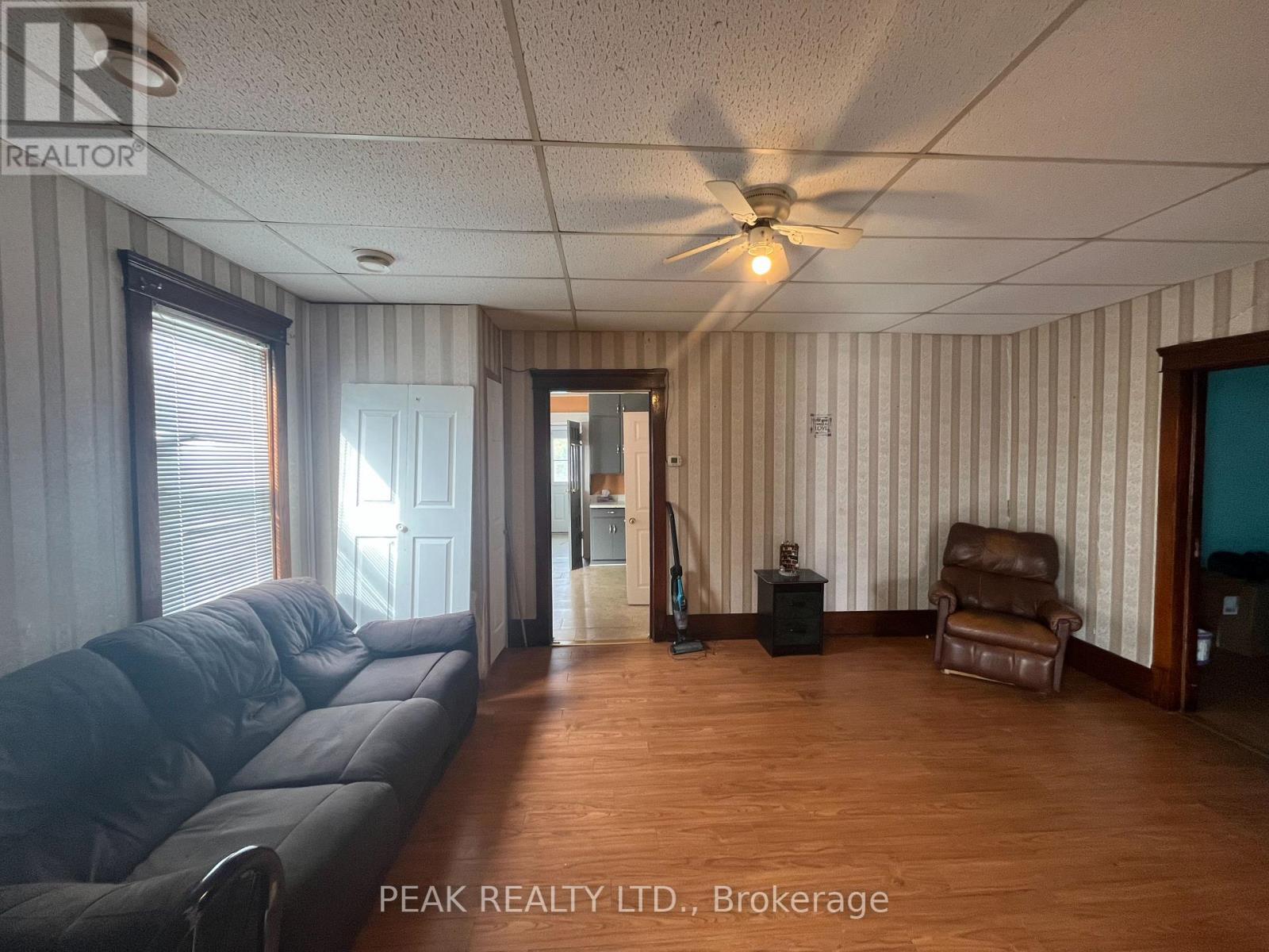 152 Elm Street, Chatham-Kent, Ontario  N0P 1C0 - Photo 9 - X12799698