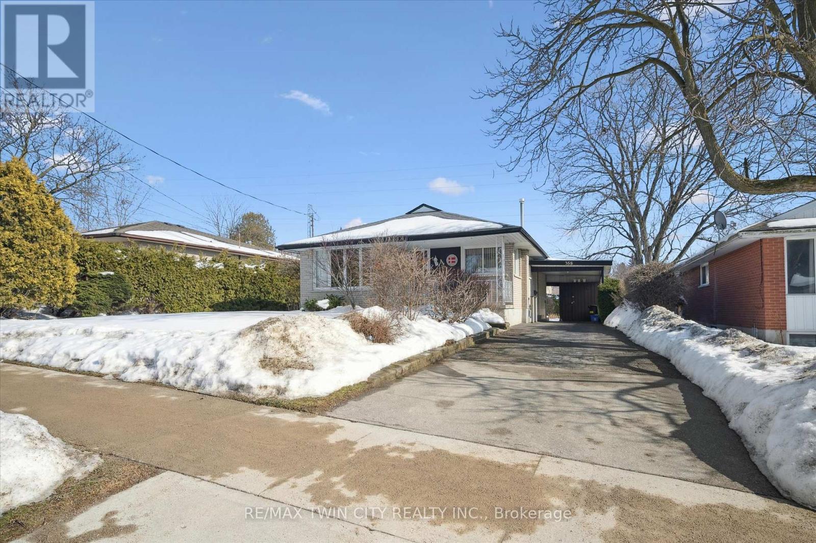 358 SOUTHILL DRIVE, Kitchener, Ontario