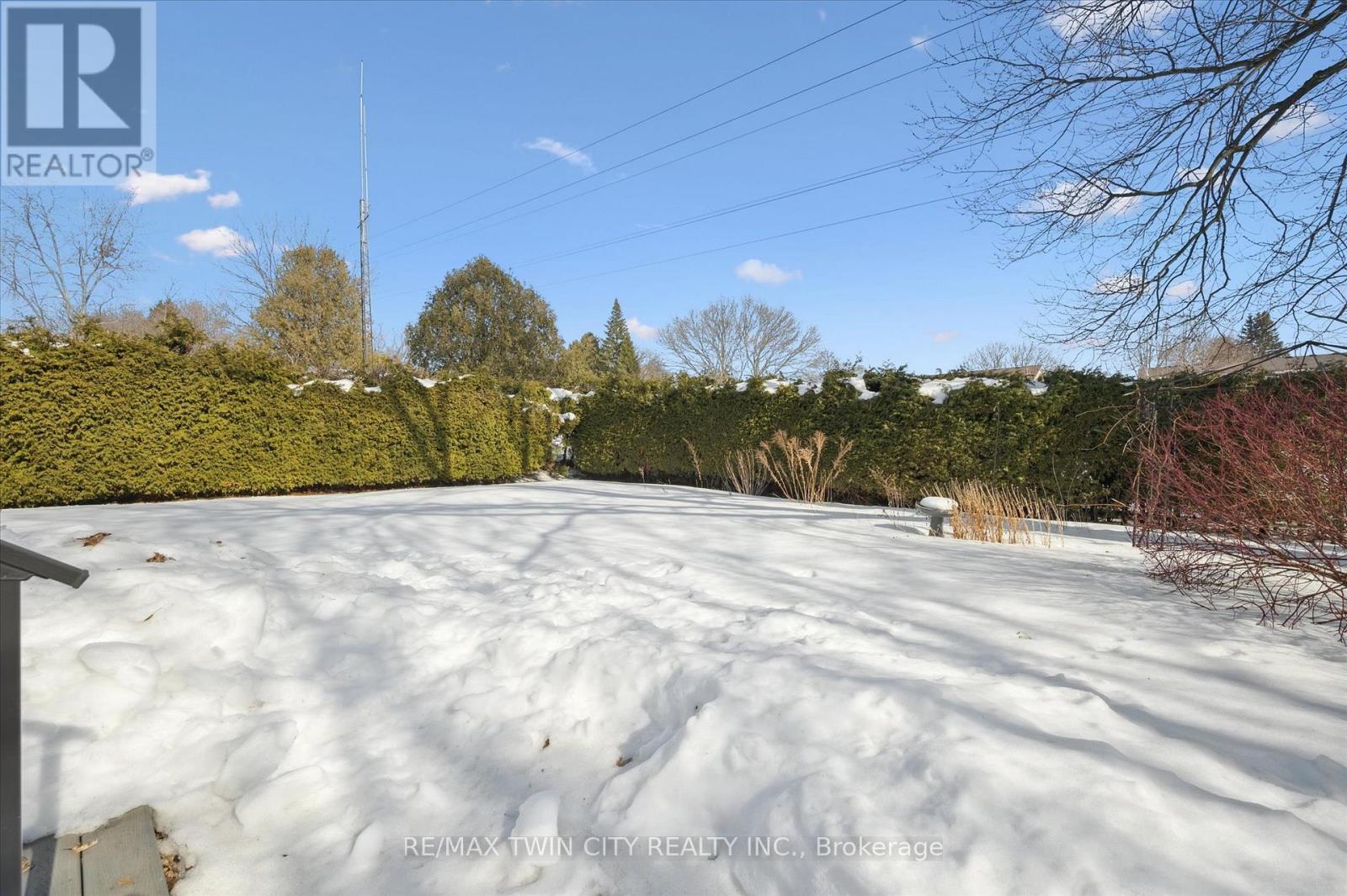 358 Southill Drive, Kitchener, Ontario  N2A 2R1 - Photo 28 - X12799772