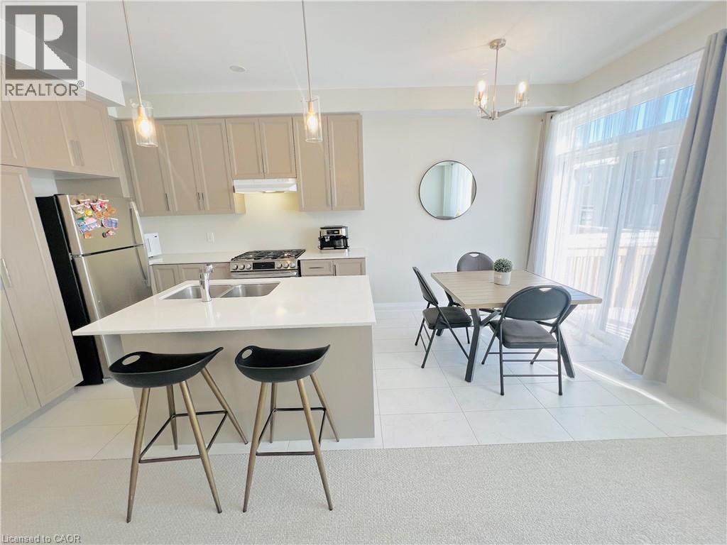 11 Cherry Blossom Heights, Hamilton, Ontario  L9B 0E9 - Photo 17 - 40803732