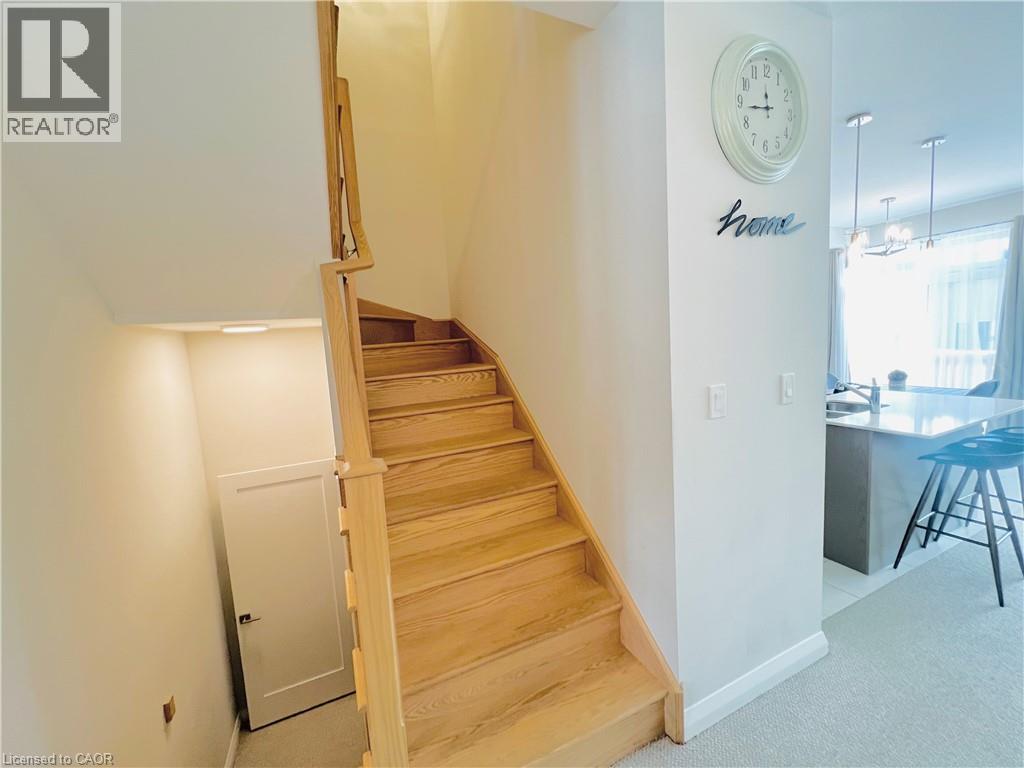 11 Cherry Blossom Heights, Hamilton, Ontario  L9B 0E9 - Photo 22 - 40803732