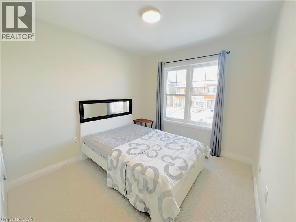 11 Cherry Blossom Heights, Hamilton, Ontario  L9B 0E9 - Photo 32 - 40803732