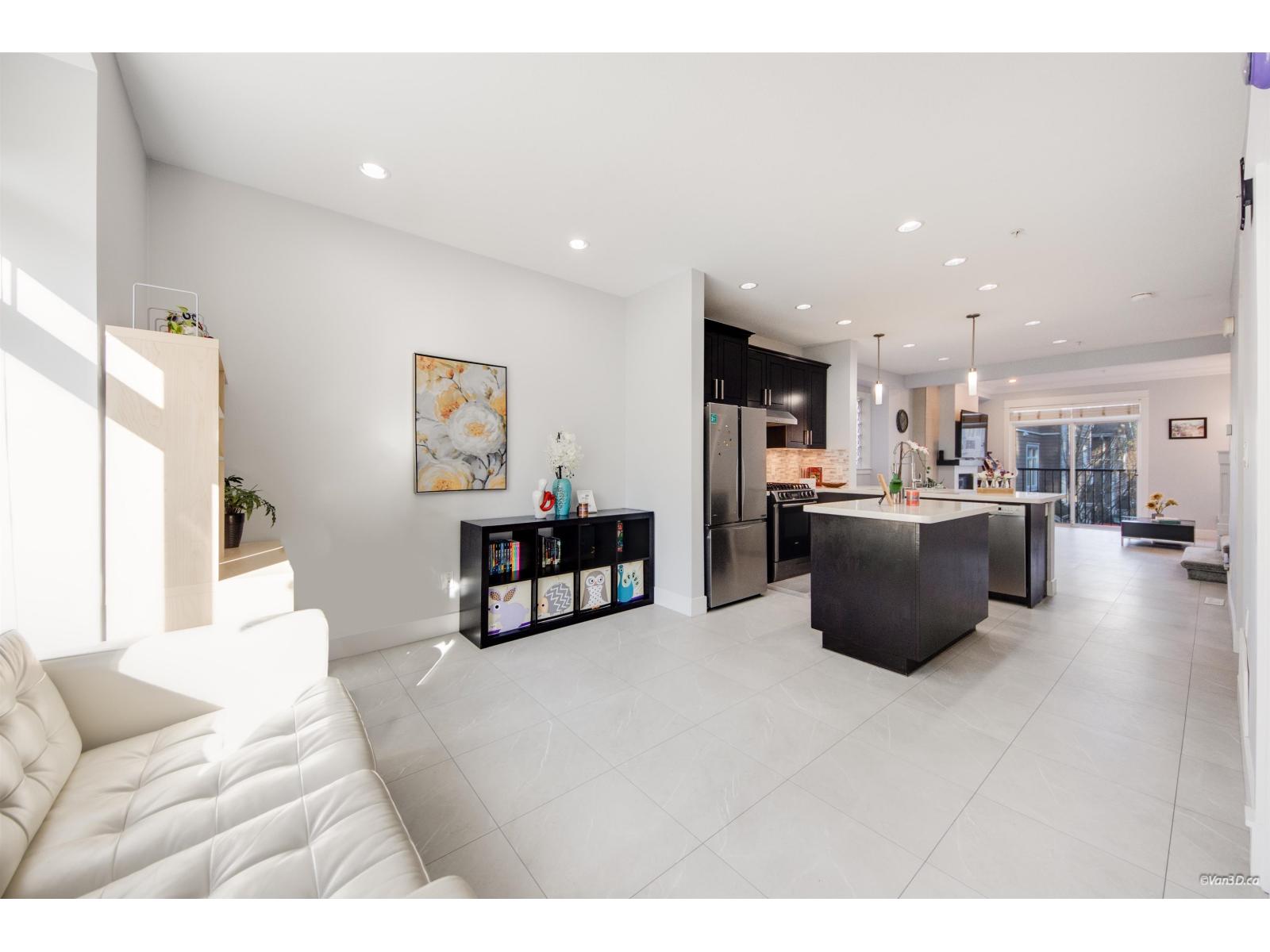 28 2689 Parkway Drive, Surrey, British Columbia  V4P 0C3 - Photo 3 - R3090489