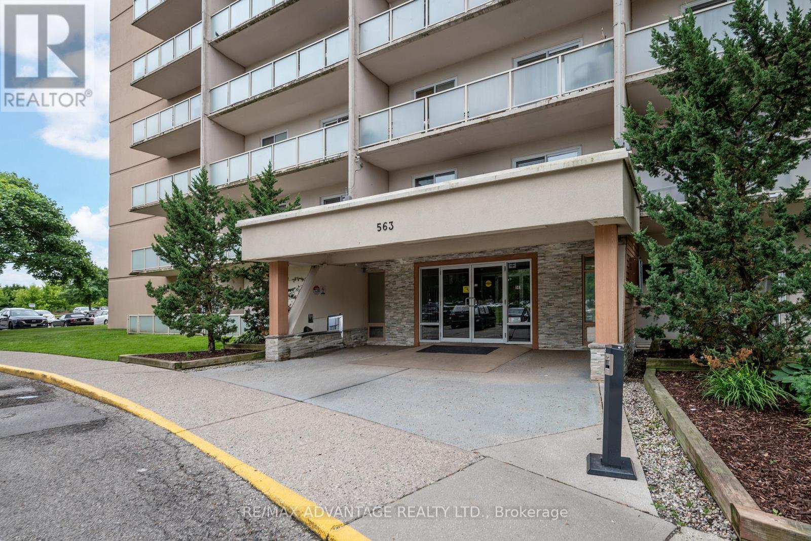 806 - 563 Mornington Avenue, London East, Ontario  N5Y 4T8 - Photo 3 - X12799804