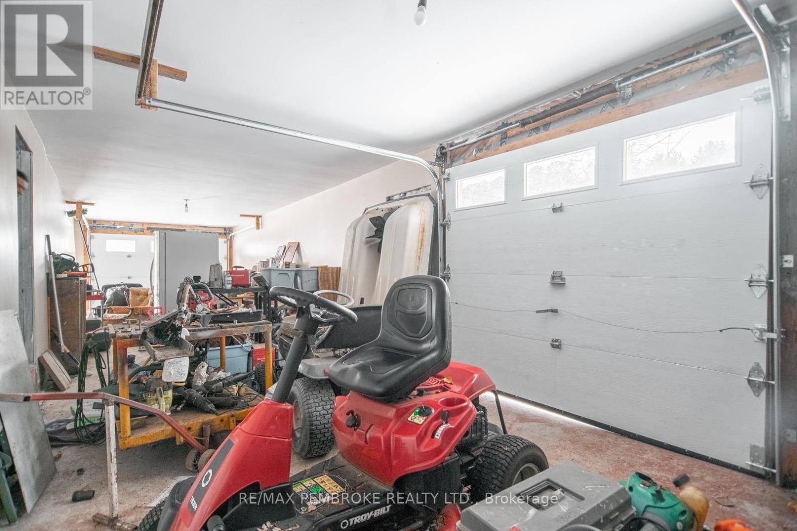 476 Airport Road, Petawawa, Ontario  K8A 6W7 - Photo 26 - X12799856