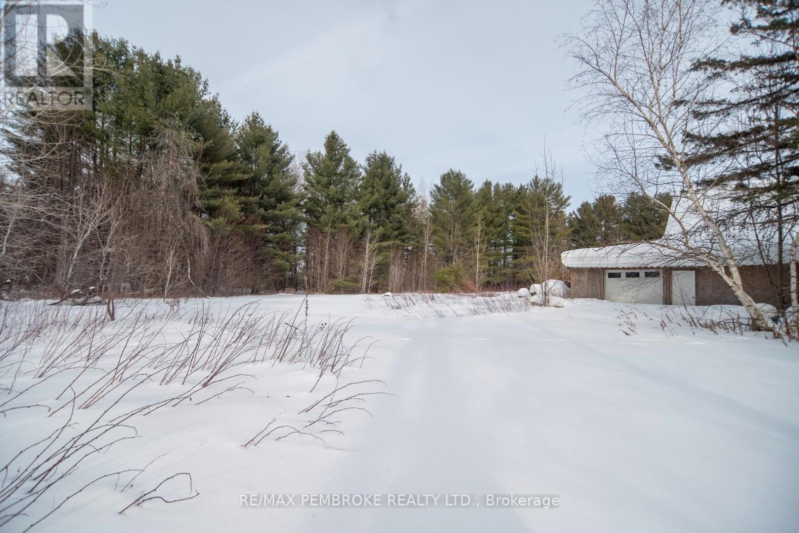 476 Airport Road, Petawawa, Ontario  K8A 6W7 - Photo 30 - X12799856