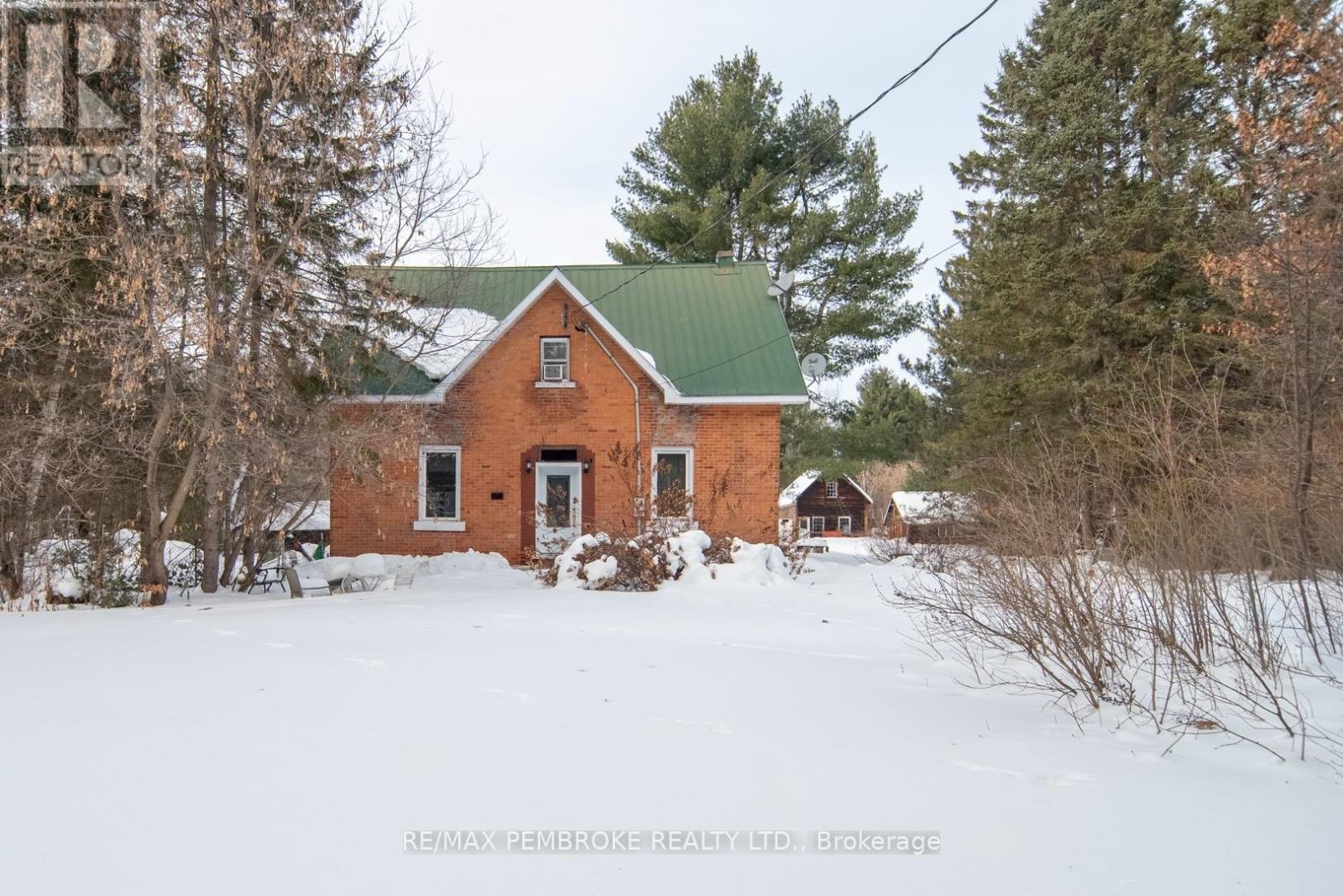 476 Airport Road, Petawawa, Ontario  K8A 6W7 - Photo 35 - X12799856