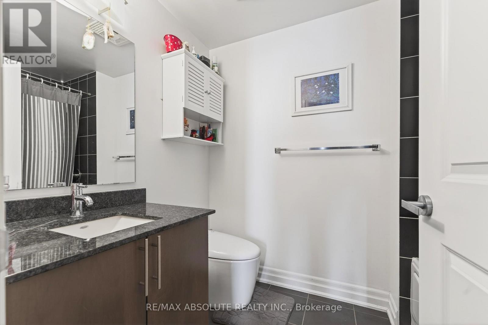 1209 - 90 Landry Street, Ottawa, Ontario  K1L 0A9 - Photo 14 - X12798470