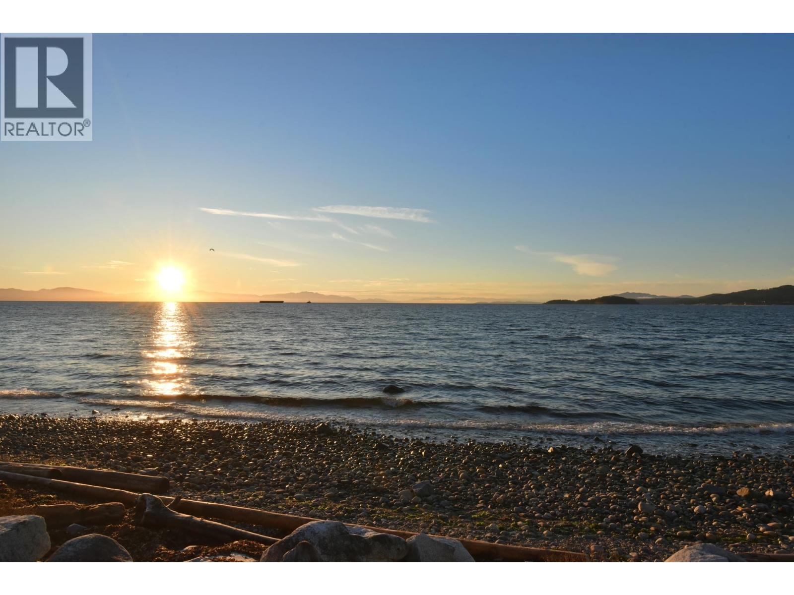 233 5160 Davis Bay Road, Sechelt, British Columbia  V7Z 0H3 - Photo 25 - R3091304