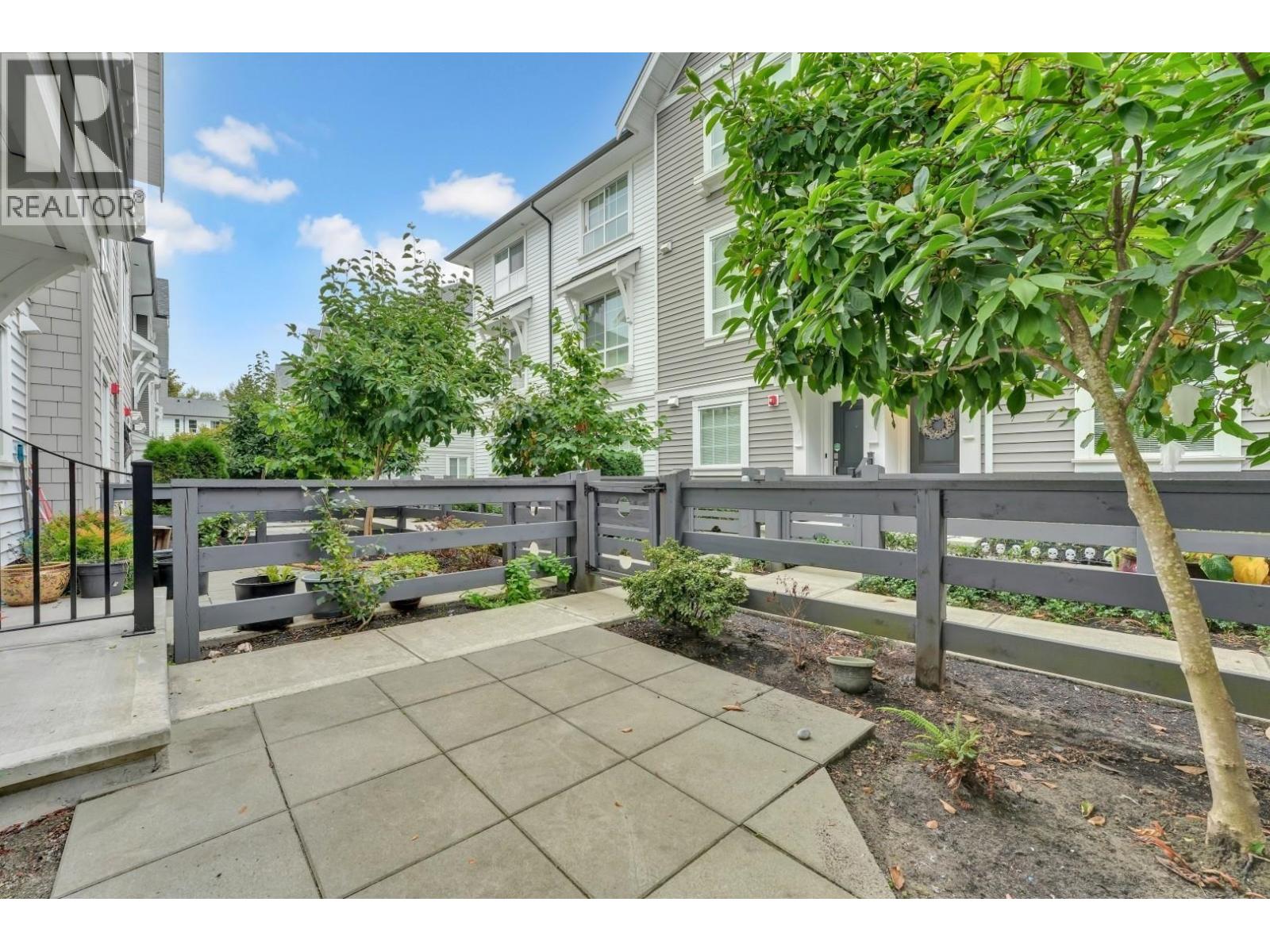 74 19696 Hammond Road, Pitt Meadows, British Columbia  V3Y 0G7 - Photo 3 - R3091311