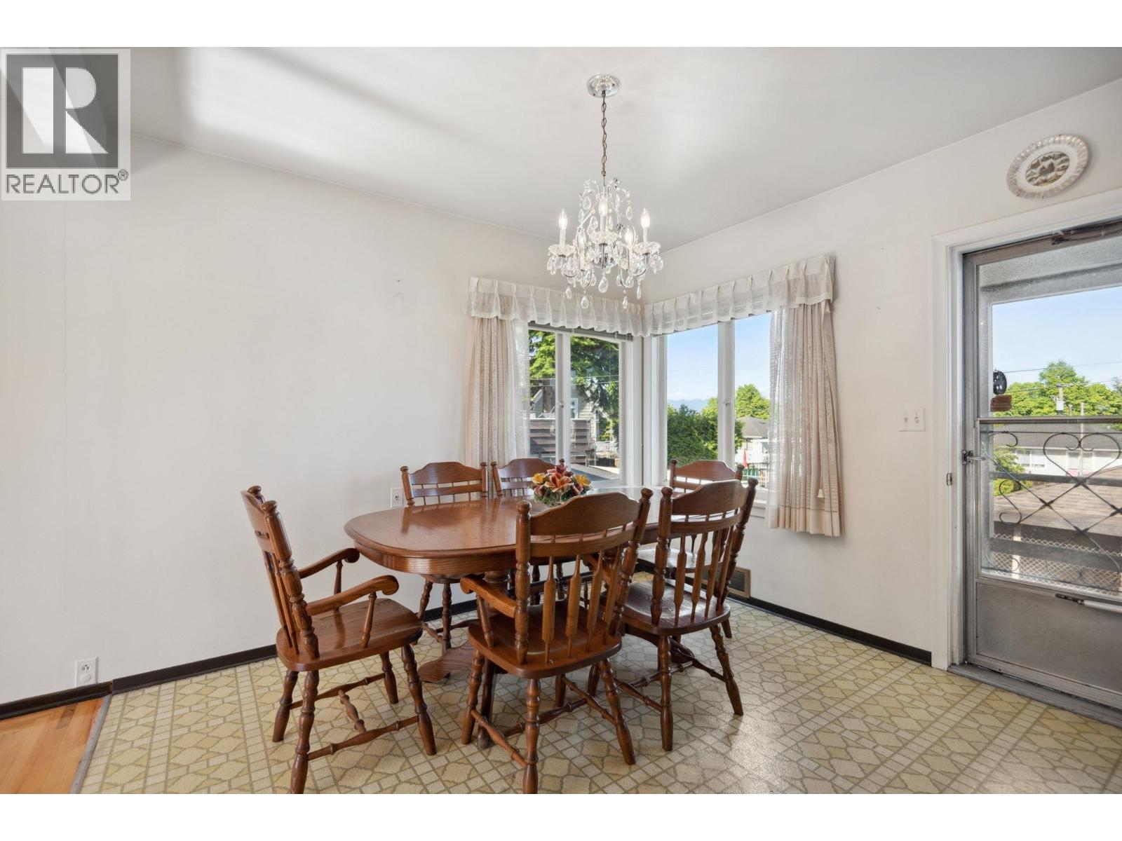 4262 Dumfries Street, Vancouver, British Columbia  V5N 3T2 - Photo 11 - R3091296