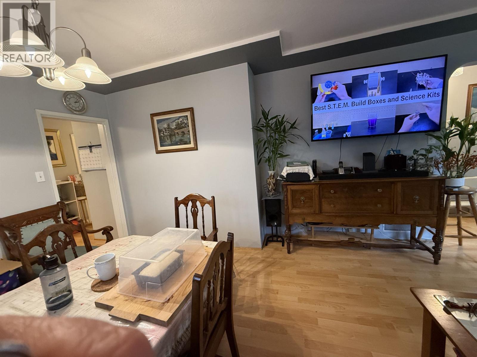 5828 Kerr Street, Vancouver, British Columbia  V5R 4C1 - Photo 8 - R3091305