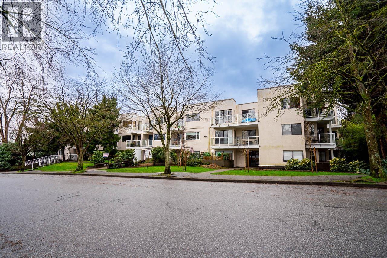 318 830 E 7th Avenue, Vancouver, British Columbia  V5T 4J2 - Photo 2 - R3091239