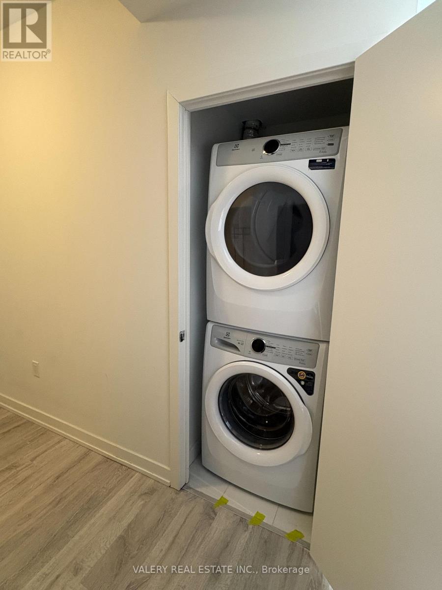 2705 - 8 Olympic Garden, Toronto (Newtonbrook East), Ontario  M2M 0B9 - Photo 7 - C12799838