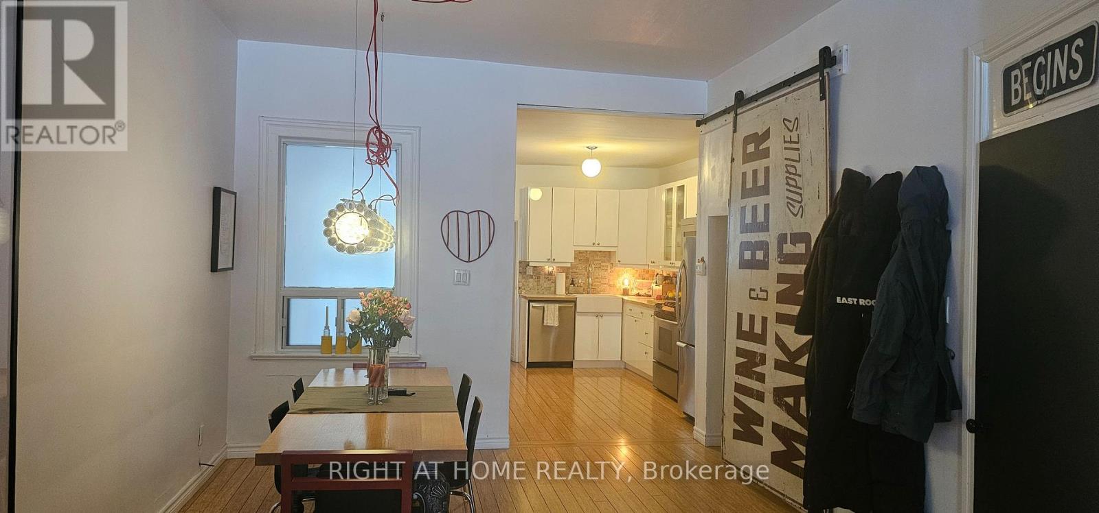 33 Foxley Street, Toronto, Ontario  M6J 1P9 - Photo 4 - C12799880