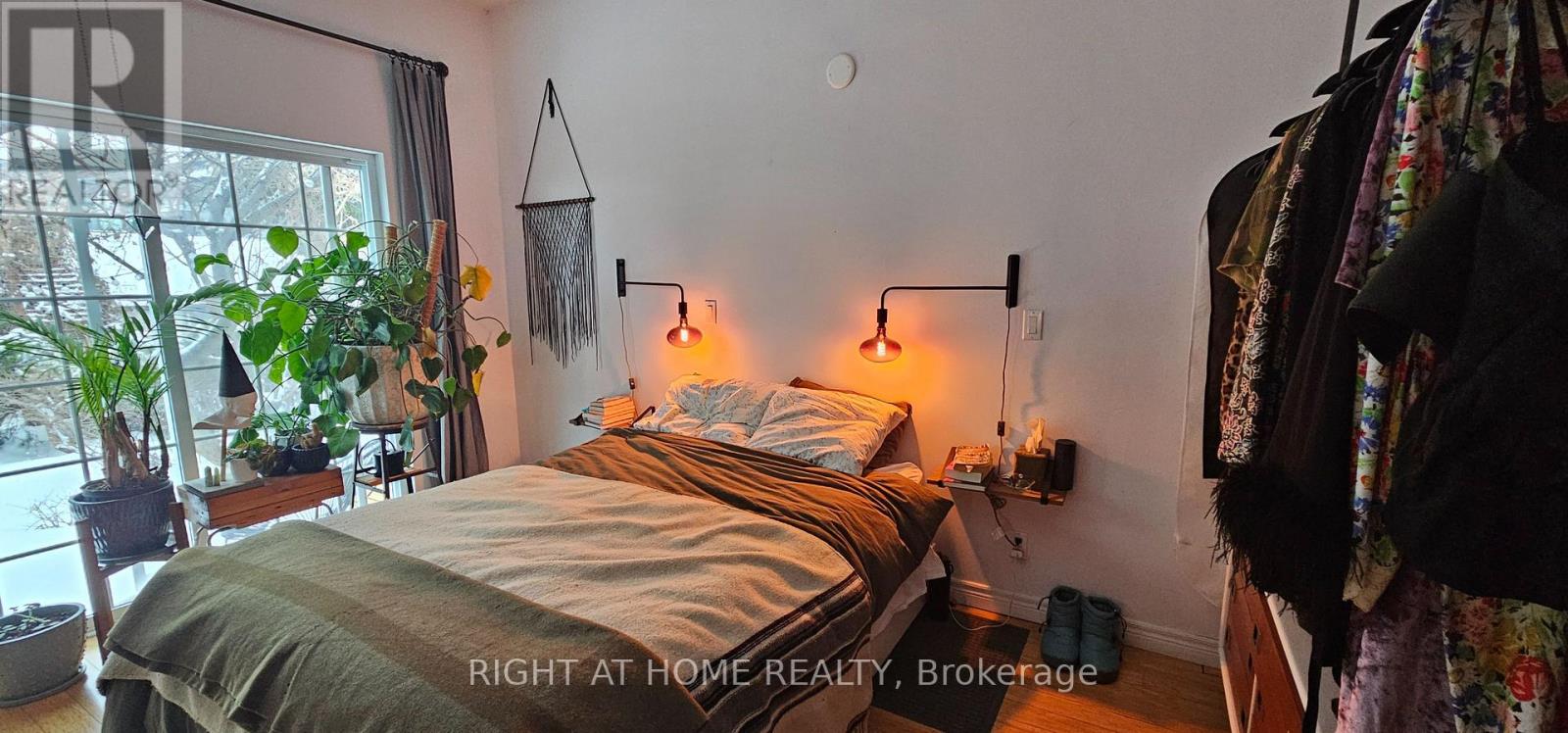 33 Foxley Street, Toronto, Ontario  M6J 1P9 - Photo 8 - C12799880