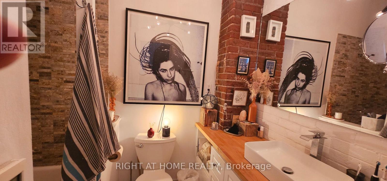 33 Foxley Street, Toronto, Ontario  M6J 1P9 - Photo 9 - C12799880