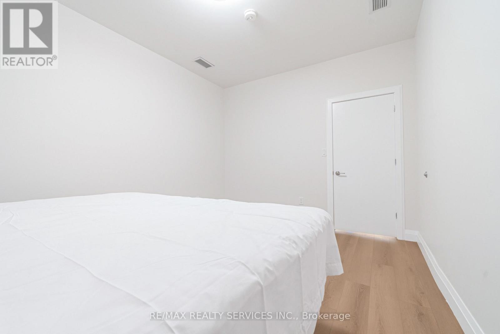 #6 - 30 Dean Park Road, Toronto, Ontario  M1B 3H1 - Photo 14 - E12799846