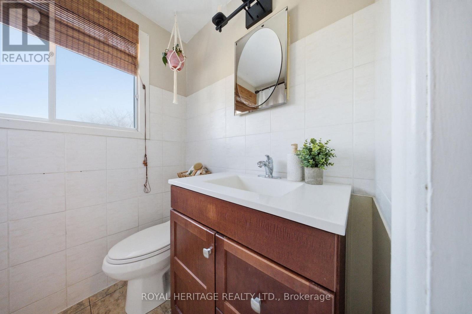 36 Forest Road, Ajax, Ontario  L1S 2N3 - Photo 23 - E12799848