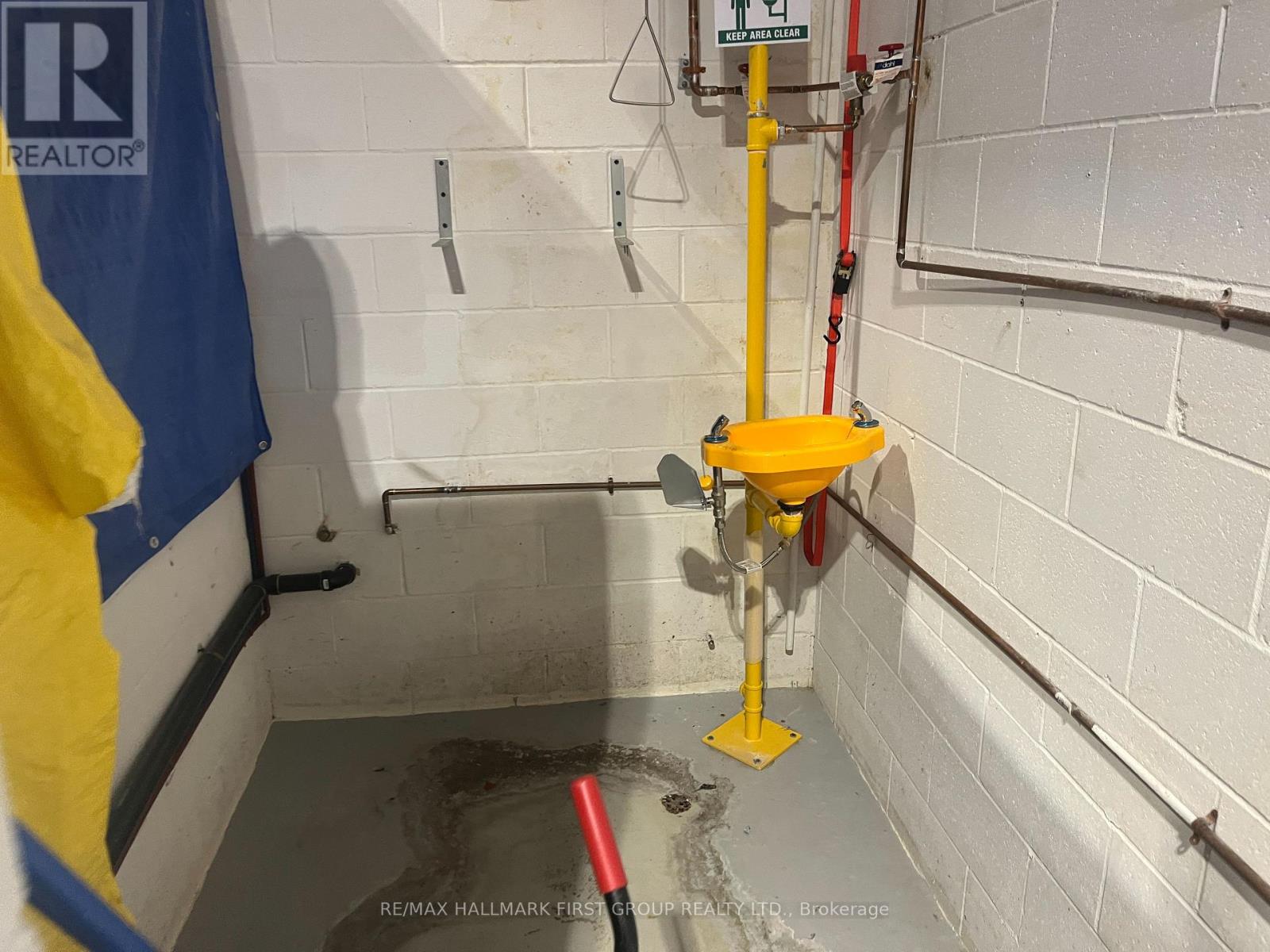 #11 - 1064 Salk Road, Pickering (Brock Industrial), Ontario  L1W 4B6 - Photo 9 - E12799850