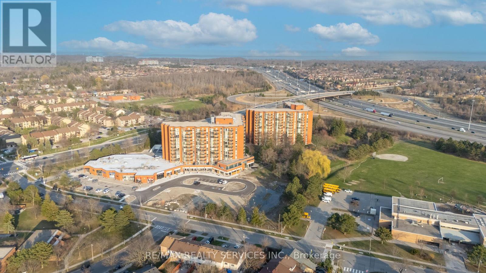 #10 - 30 DEAN PARK ROAD, Toronto, Ontario