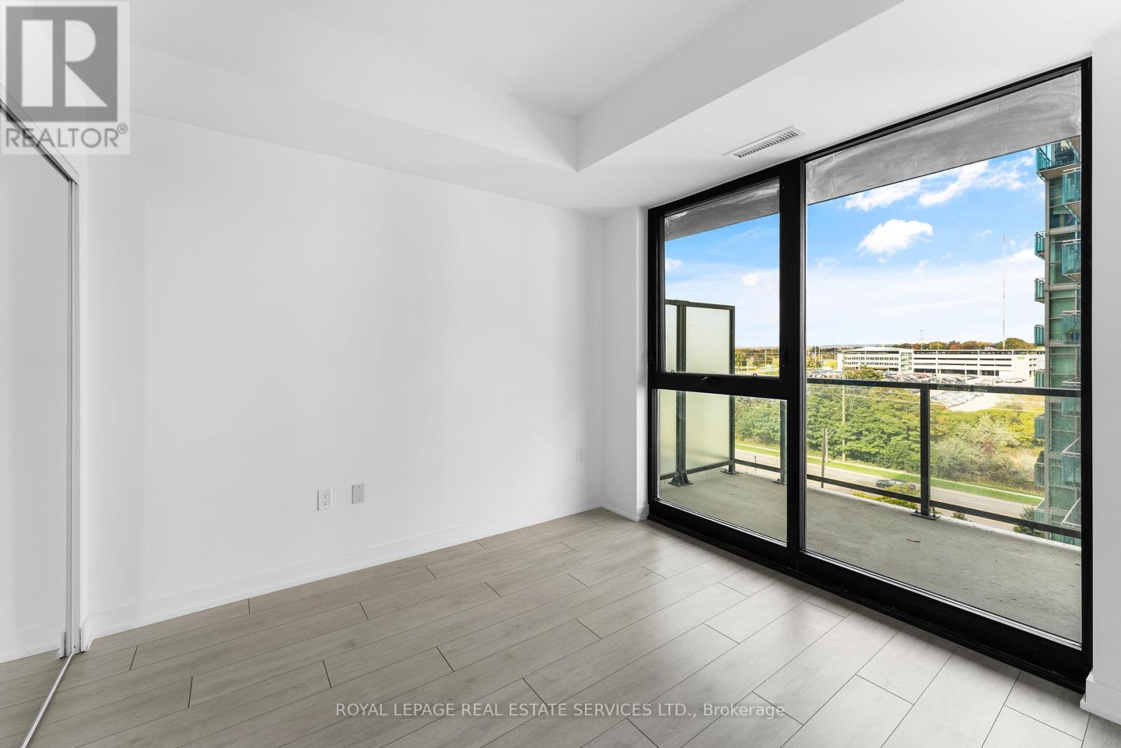 601 - 1606 Charles Street, Whitby, Ontario  L1N 0P1 - Photo 7 - E12797946