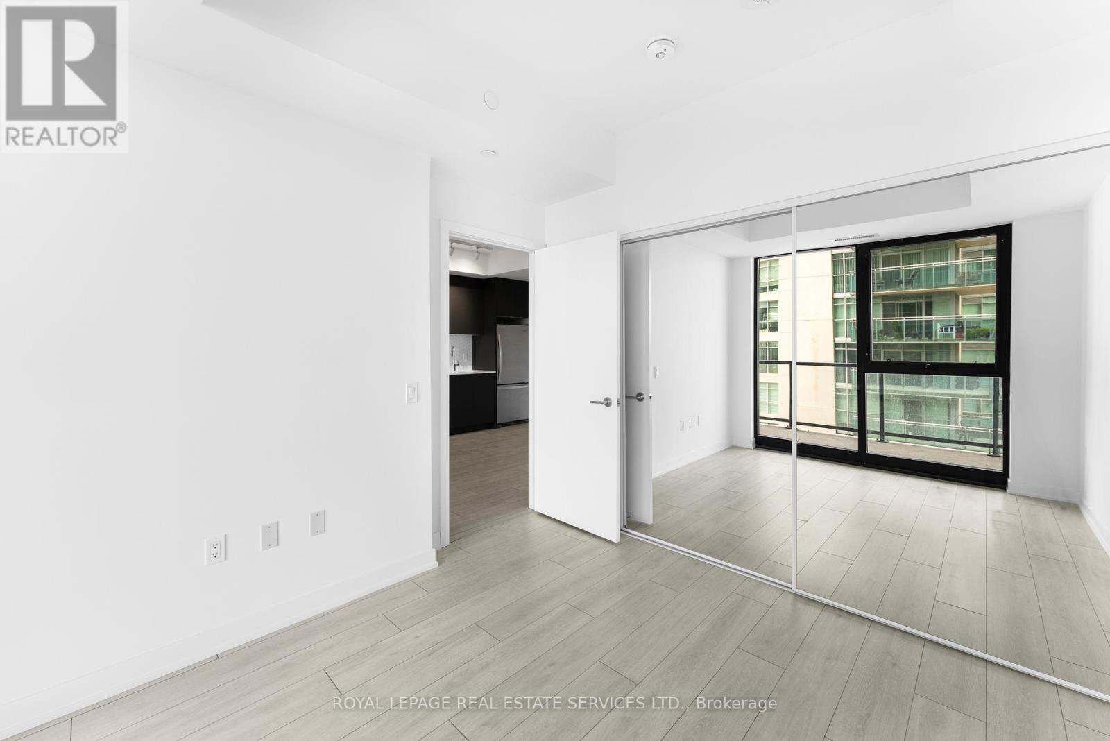 601 - 1606 Charles Street, Whitby, Ontario  L1N 0P1 - Photo 8 - E12797946