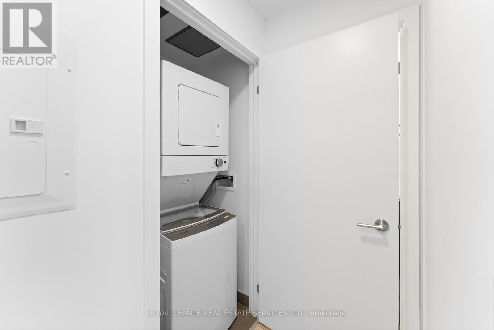 601 - 1606 Charles Street, Whitby, Ontario  L1N 0P1 - Photo 10 - E12797946