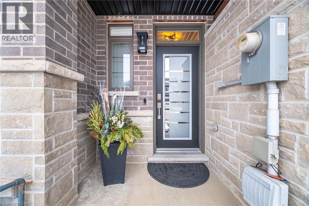 4000 Crown Street, Beamsville, Ontario  L3J 0S6 - Photo 3 - 40806107