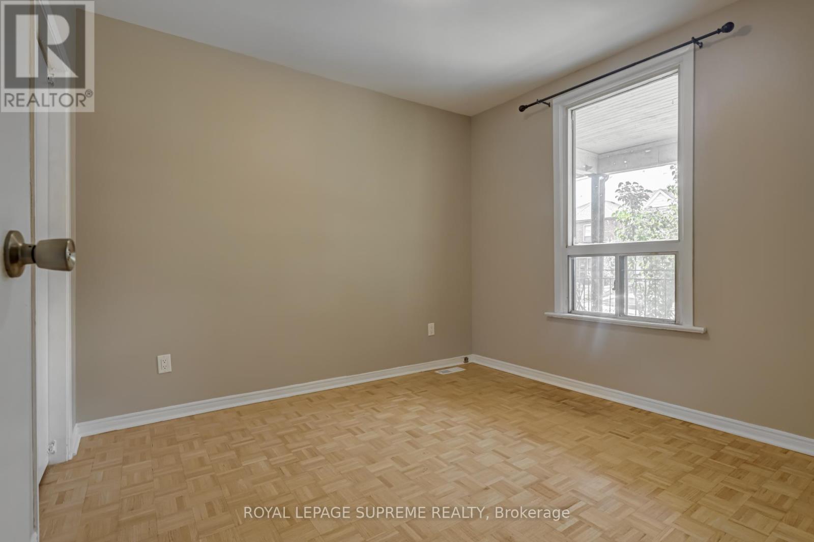 Main - 367 Westmoreland Avenue N, Toronto, Ontario  M6H 3A6 - Photo 12 - W12799806