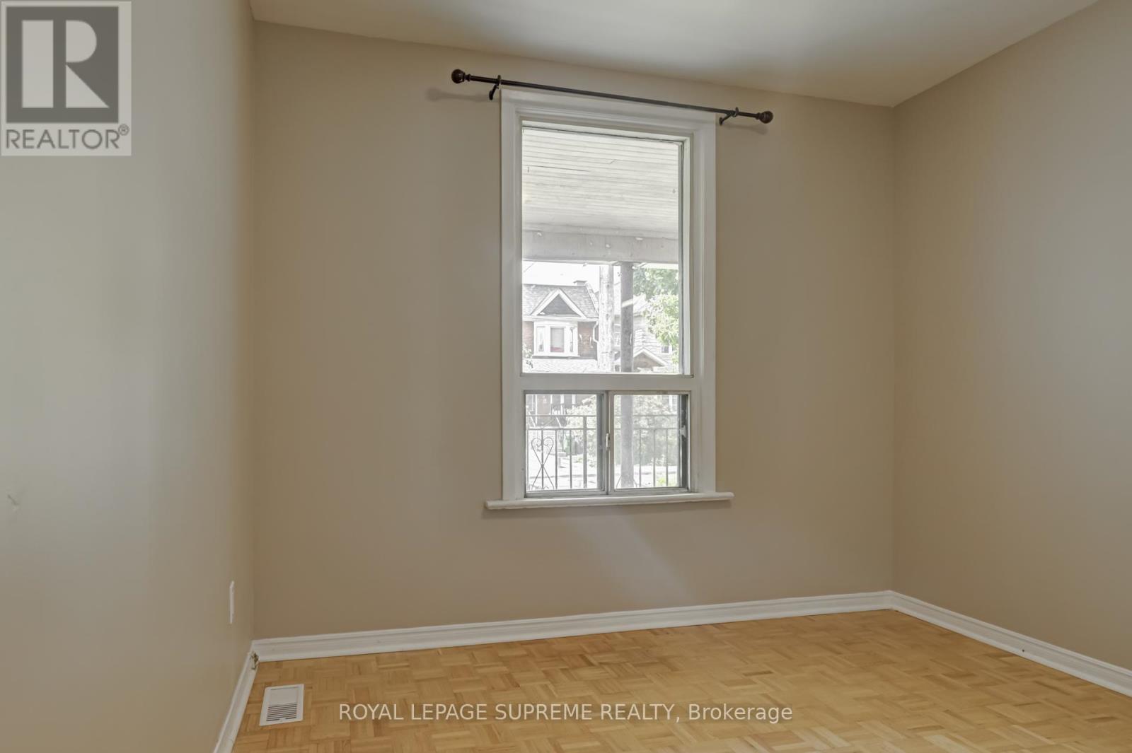 Main - 367 Westmoreland Avenue N, Toronto, Ontario  M6H 3A6 - Photo 14 - W12799806