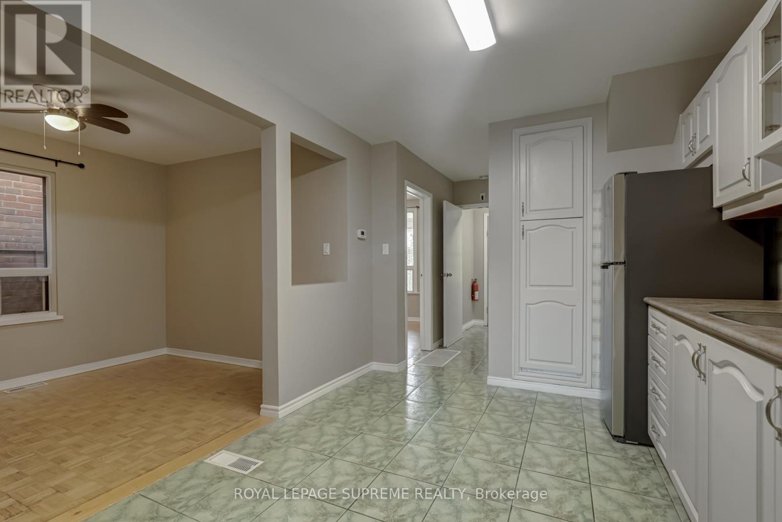 Main - 367 Westmoreland Avenue N, Toronto, Ontario  M6H 3A6 - Photo 5 - W12799806