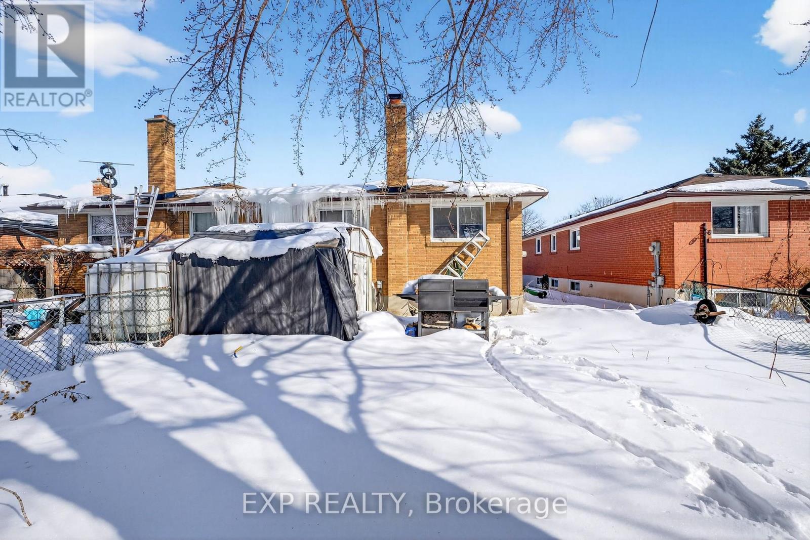 7232 Reindeer Drive, Mississauga, Ontario  L4T 2M7 - Photo 21 - W12799828