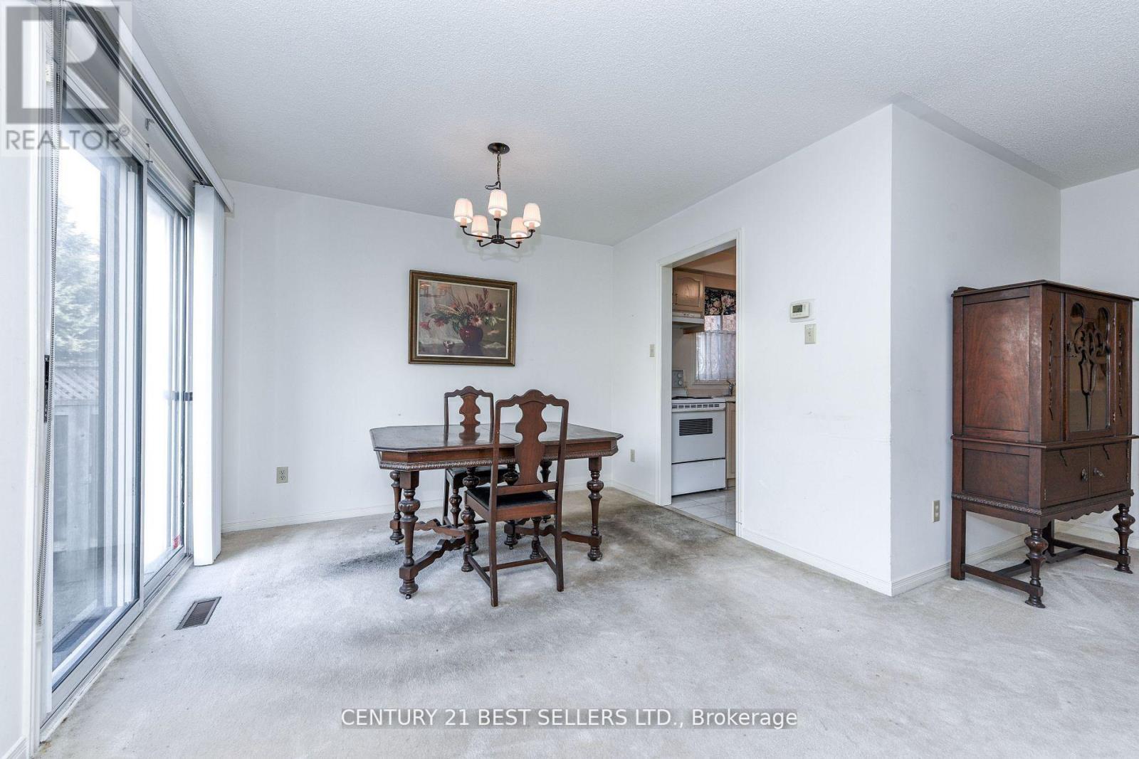 5439 Antrex Crescent, Mississauga, Ontario  L4Z 3T7 - Photo 12 - W12799844