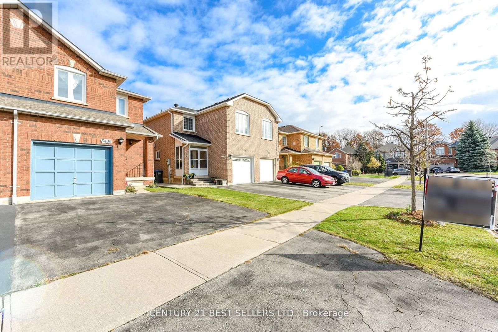 5439 Antrex Crescent, Mississauga, Ontario  L4Z 3T7 - Photo 2 - W12799844