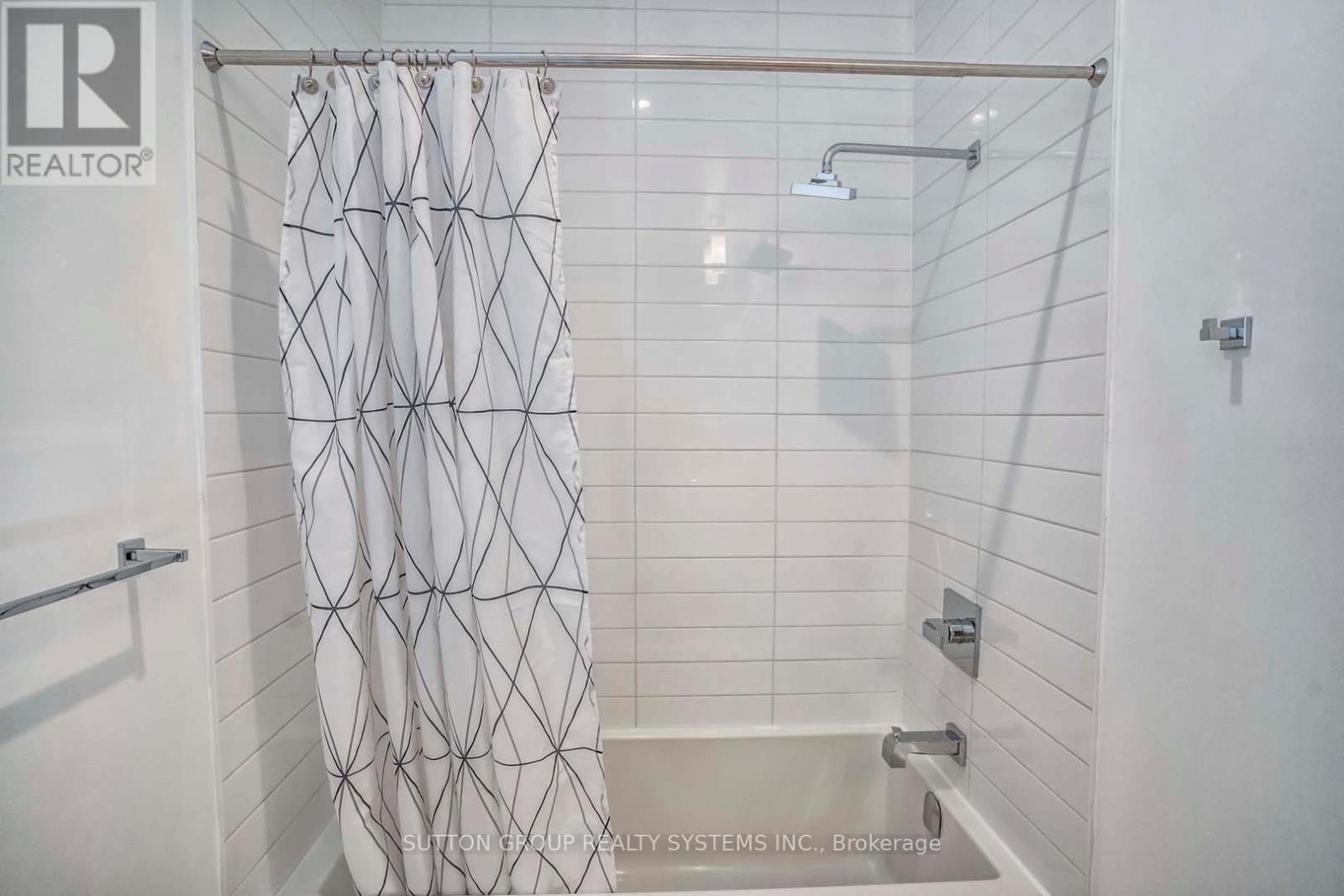 112 - 9 Valhalla Inn Road, Toronto, Ontario  M9B 1S9 - Photo 18 - W12799854