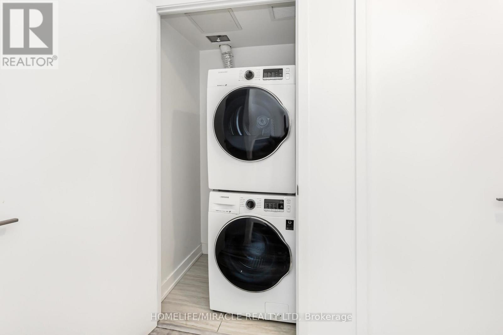 203 - 1137 Cooke Boulevard, Burlington, Ontario L7T 0C3 - Photo 12 - W12799864