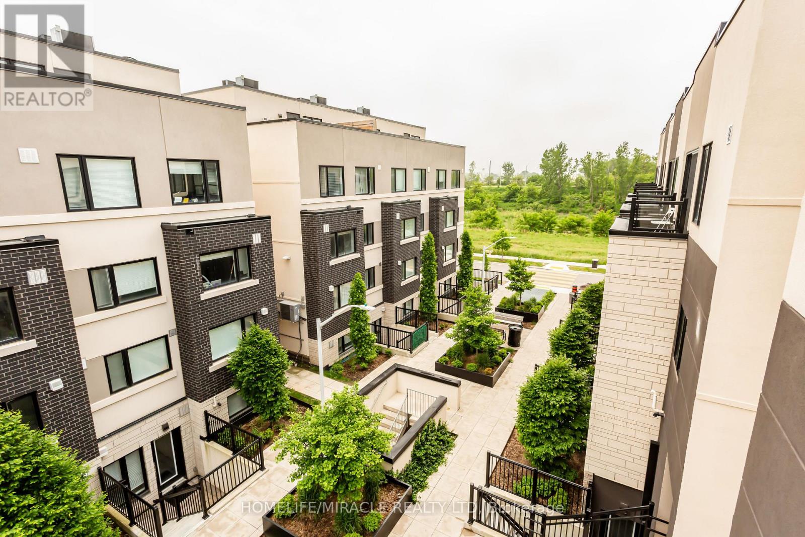 203 - 1137 Cooke Boulevard, Burlington, Ontario L7T 0C3 - Photo 13 - W12799864