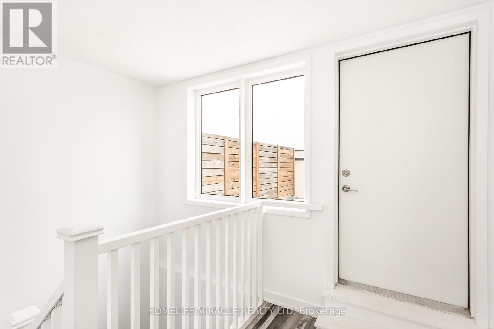 203 - 1137 Cooke Boulevard, Burlington, Ontario L7T 0C3 - Photo 16 - W12799864