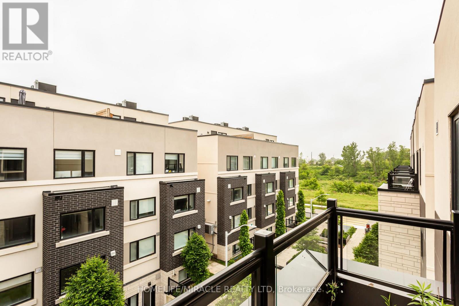 203 - 1137 Cooke Boulevard, Burlington, Ontario L7T 0C3 - Photo 19 - W12799864