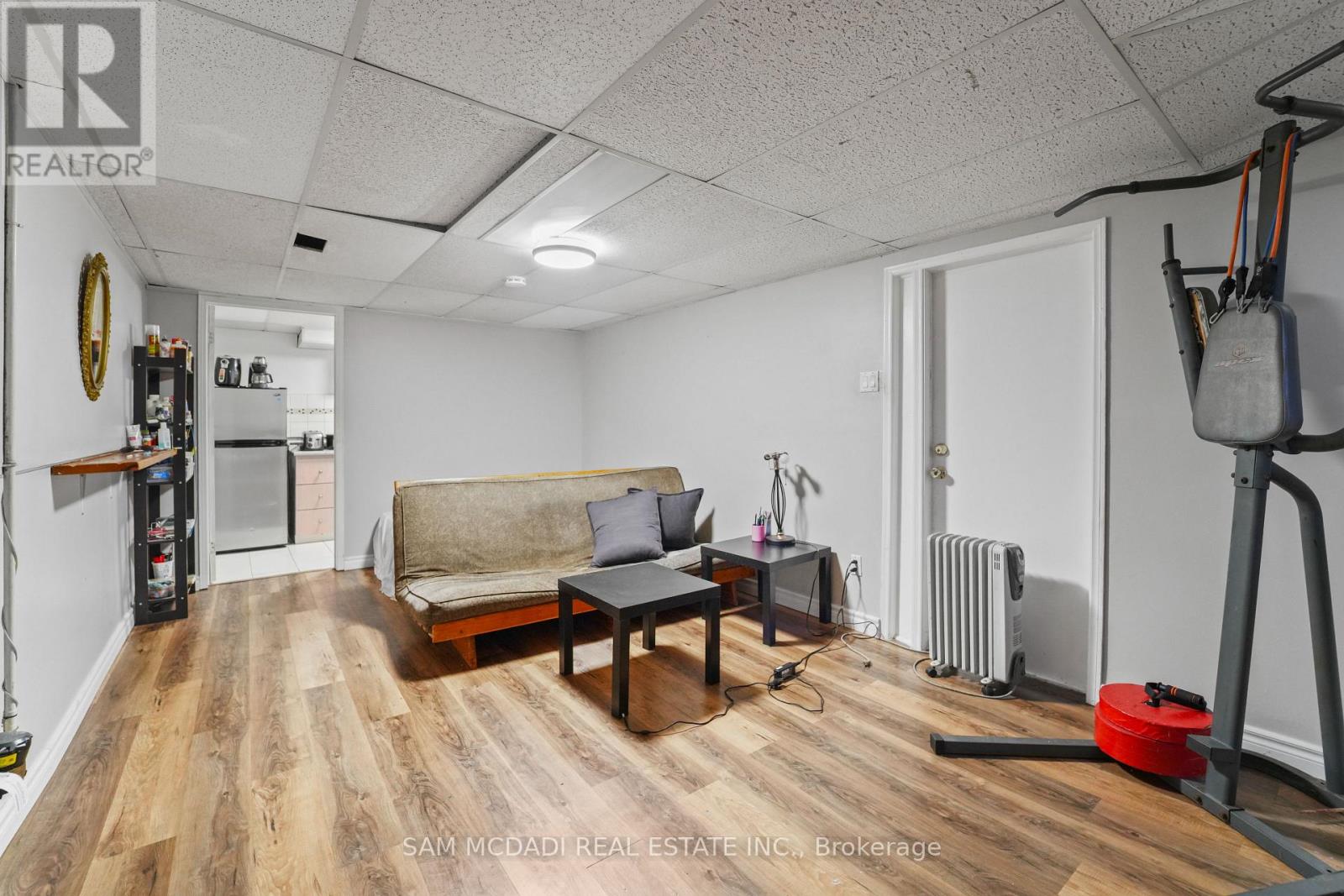 1004 Queensbridge Drive, Mississauga, Ontario  L5C 3R1 - Photo 30 - W12799876