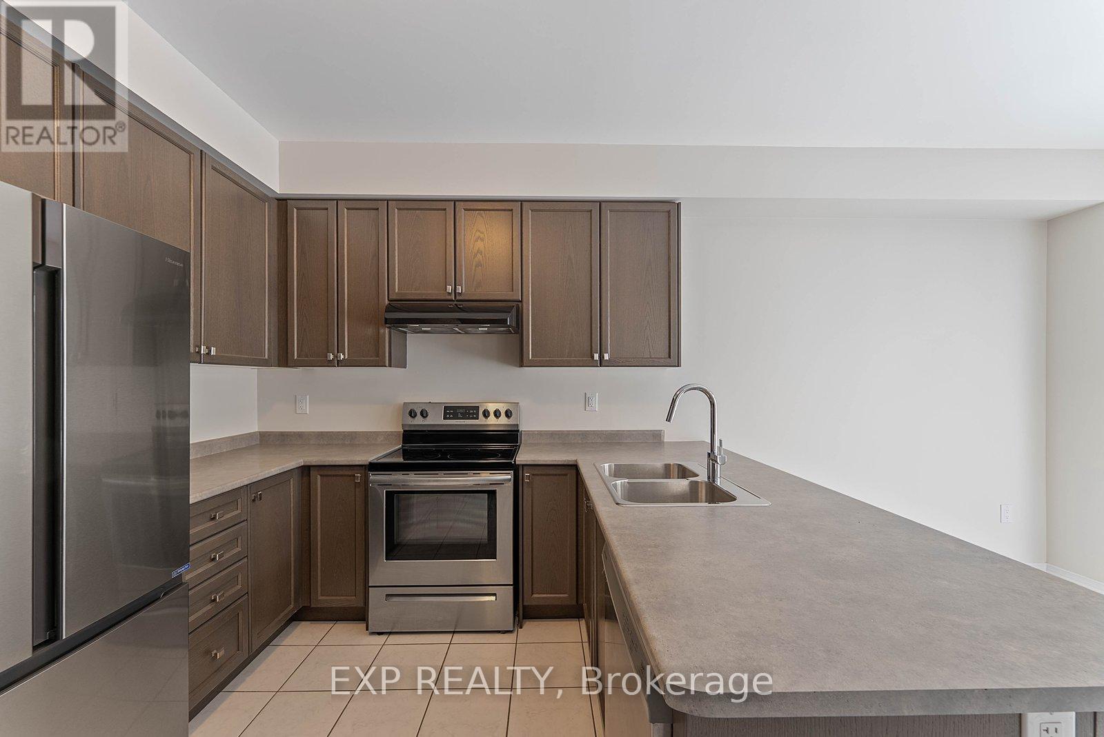 1 Honey Comb Trail, Thorold, Ontario  L3B 5N5 - Photo 13 - X12799808